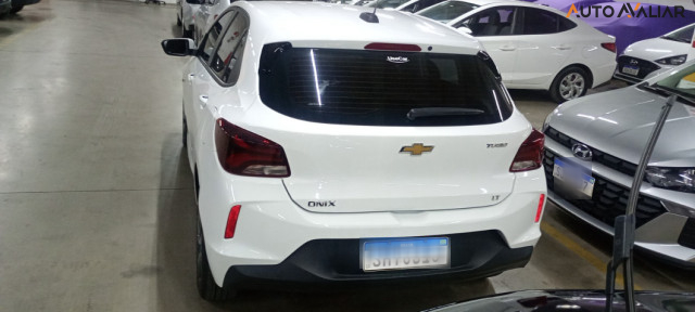 CHEVROLET ONIX 1.0 TURBO FLEX LT MANUAL