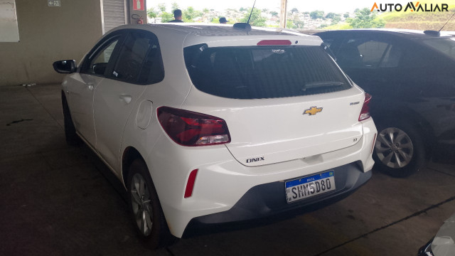 CHEVROLET ONIX 1.0 TURBO FLEX LT MANUAL