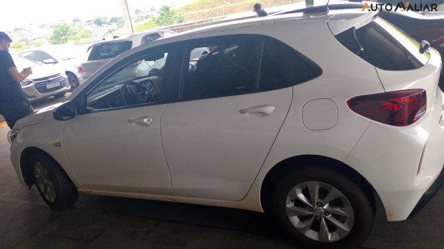 CHEVROLET ONIX 1.0 TURBO FLEX LT MANUAL