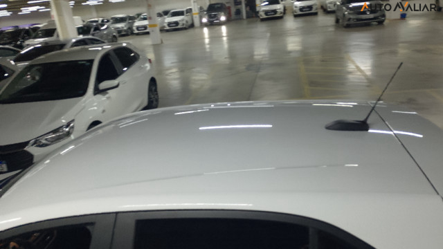 CHEVROLET ONIX 1.0 TURBO FLEX LT MANUAL