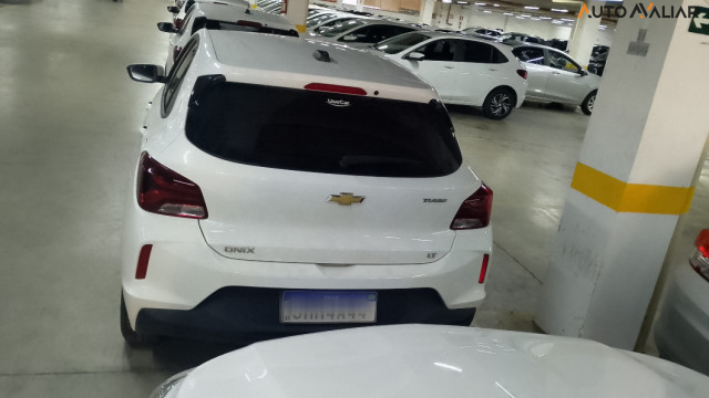 CHEVROLET ONIX 1.0 TURBO FLEX LT MANUAL