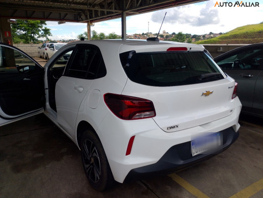 CHEVROLET ONIX 1.0 TURBO FLEX LT MANUAL