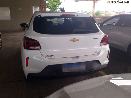 CHEVROLET ONIX 1.0 TURBO FLEX LT MANUAL