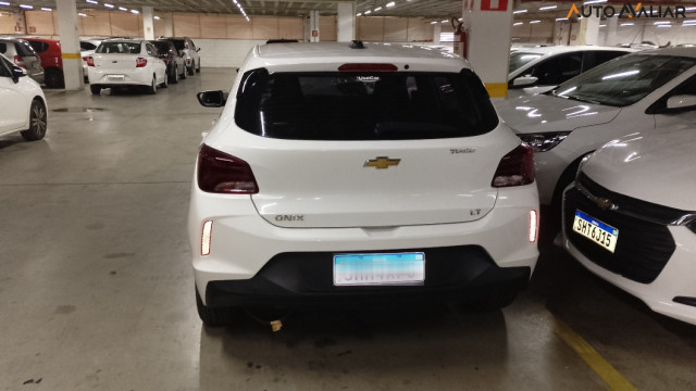 CHEVROLET ONIX 1.0 TURBO FLEX LT MANUAL