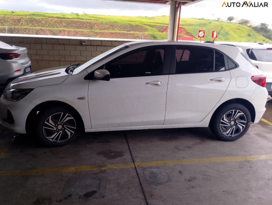 CHEVROLET ONIX 1.0 TURBO FLEX LT MANUAL