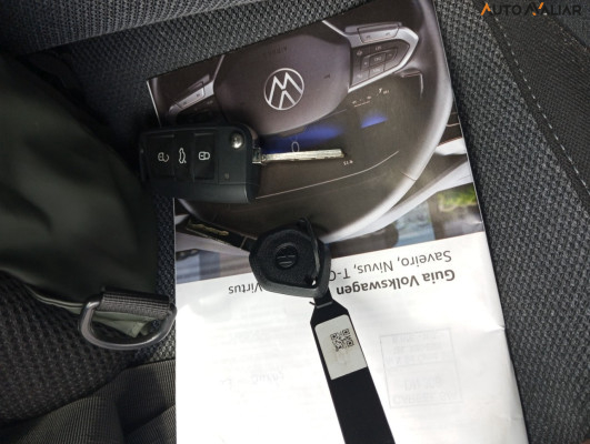 VOLKSWAGEN POLO 1.0 170 TSI MANUAL