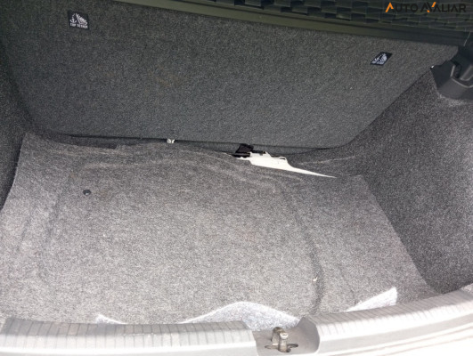 VOLKSWAGEN POLO 1.0 170 TSI MANUAL