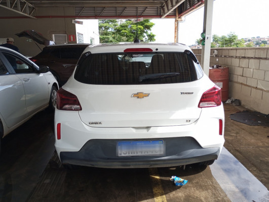 CHEVROLET ONIX 1.0 TURBO FLEX LT MANUAL