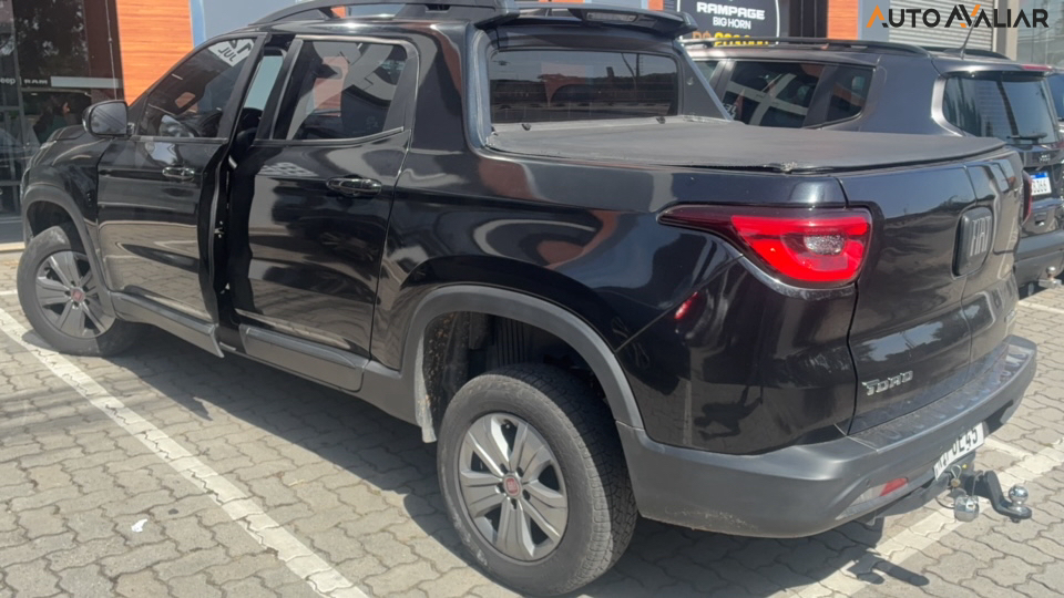 FIAT TORO 1.8 16V EVO FLEX FREEDOM AT6