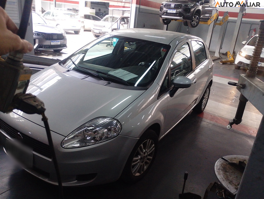FIAT PUNTO 1.4 ATTRACTIVE 8V FLEX 4P MANUAL