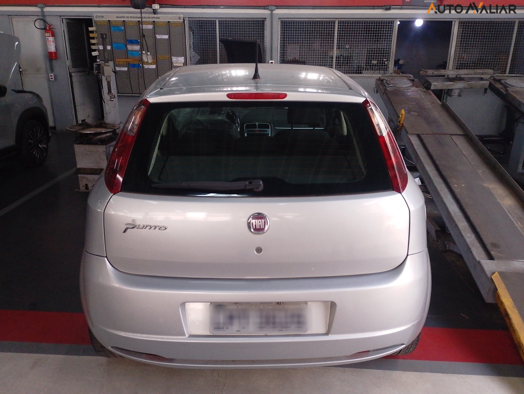 FIAT PUNTO 1.4 ATTRACTIVE 8V FLEX 4P MANUAL