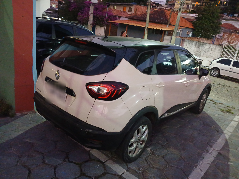 RENAULT CAPTUR 1.6 16V SCE FLEX LIFE X-TRONIC