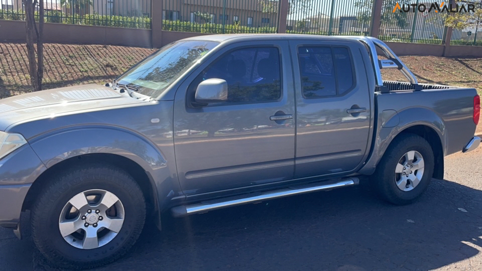 NISSAN FRONTIER 2.5 XE 4X2 CD TURBO ELETRONIC DIESEL 4P MANUAL