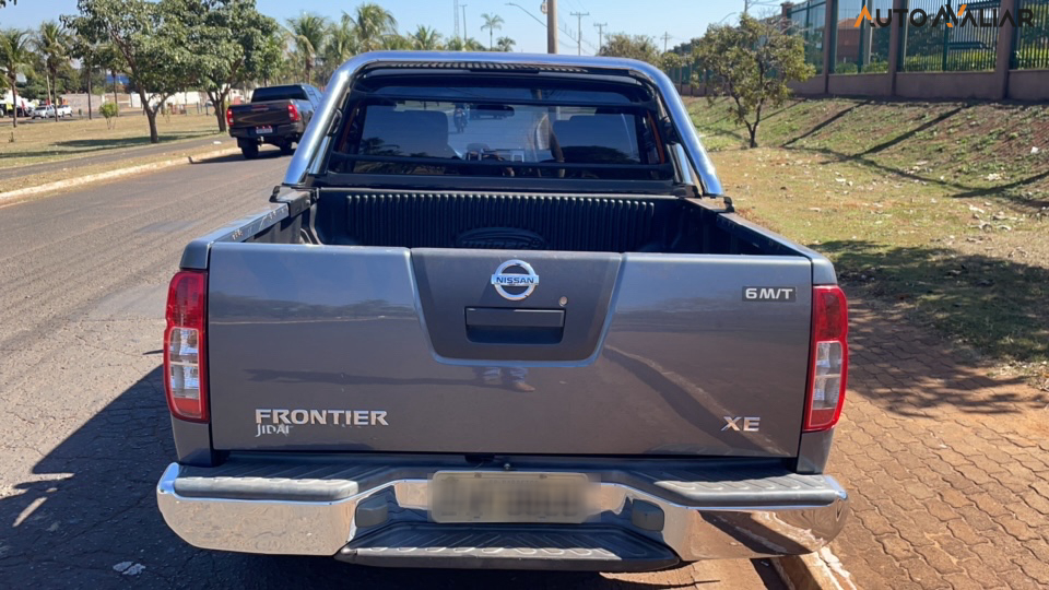 NISSAN FRONTIER 2.5 XE 4X2 CD TURBO ELETRONIC DIESEL 4P MANUAL