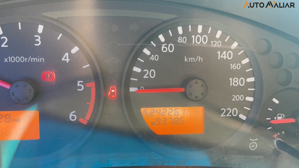 NISSAN FRONTIER 2.5 XE 4X2 CD TURBO ELETRONIC DIESEL 4P MANUAL