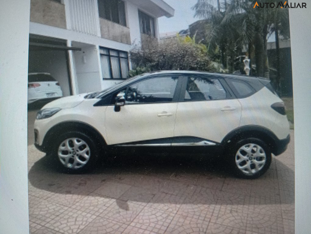 RENAULT CAPTUR 1.6 16V SCE FLEX LIFE X-TRONIC