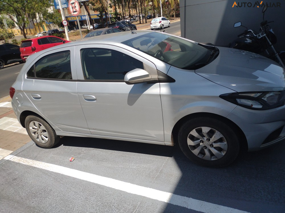 CHEVROLET ONIX 1.0 MPFI LT 8V FLEX 4P MANUAL