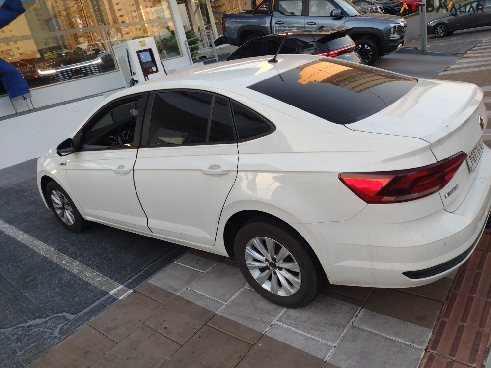 VOLKSWAGEN VIRTUS 1.6 MSI TOTAL FLEX AUTOMATICO