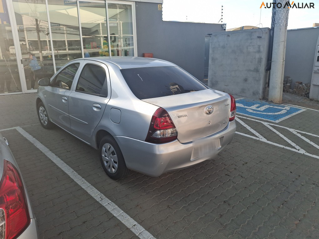 TOYOTA ETIOS 1.5 X SEDAN 16V FLEX 4P AUTOMATICO