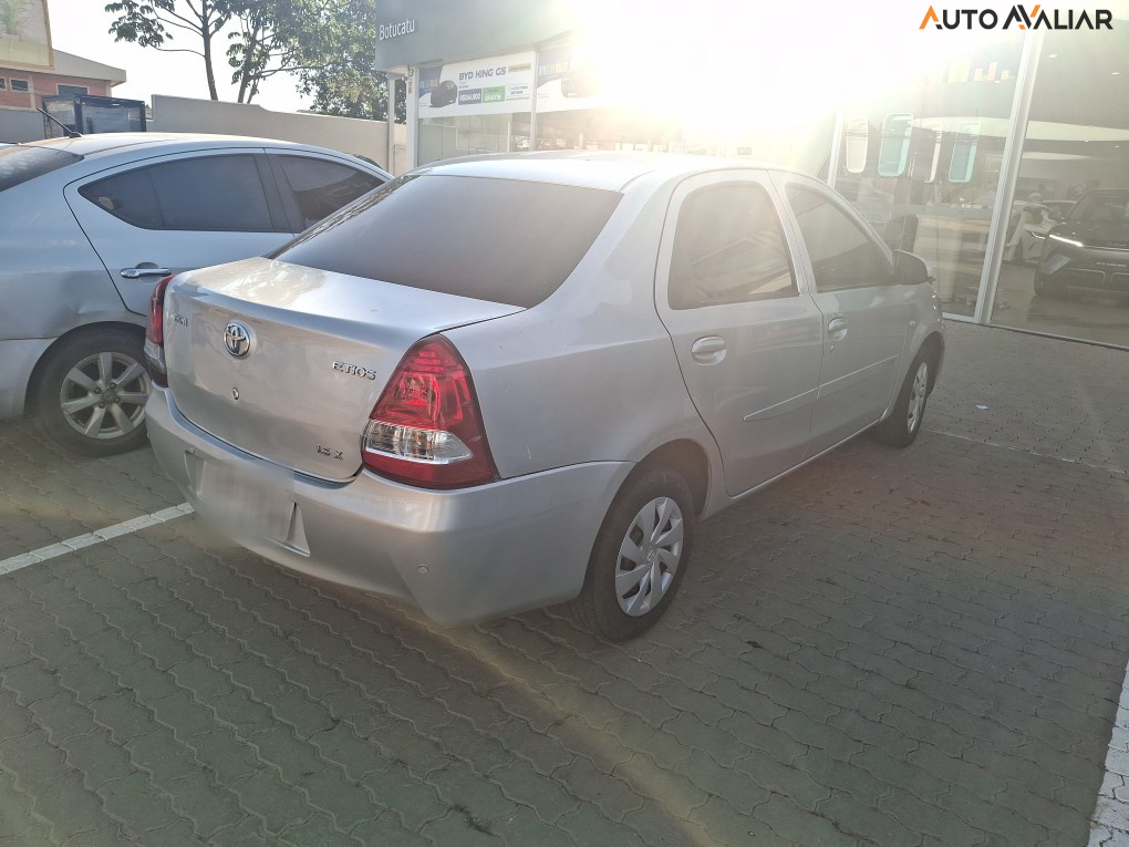 TOYOTA ETIOS 1.5 X SEDAN 16V FLEX 4P AUTOMATICO