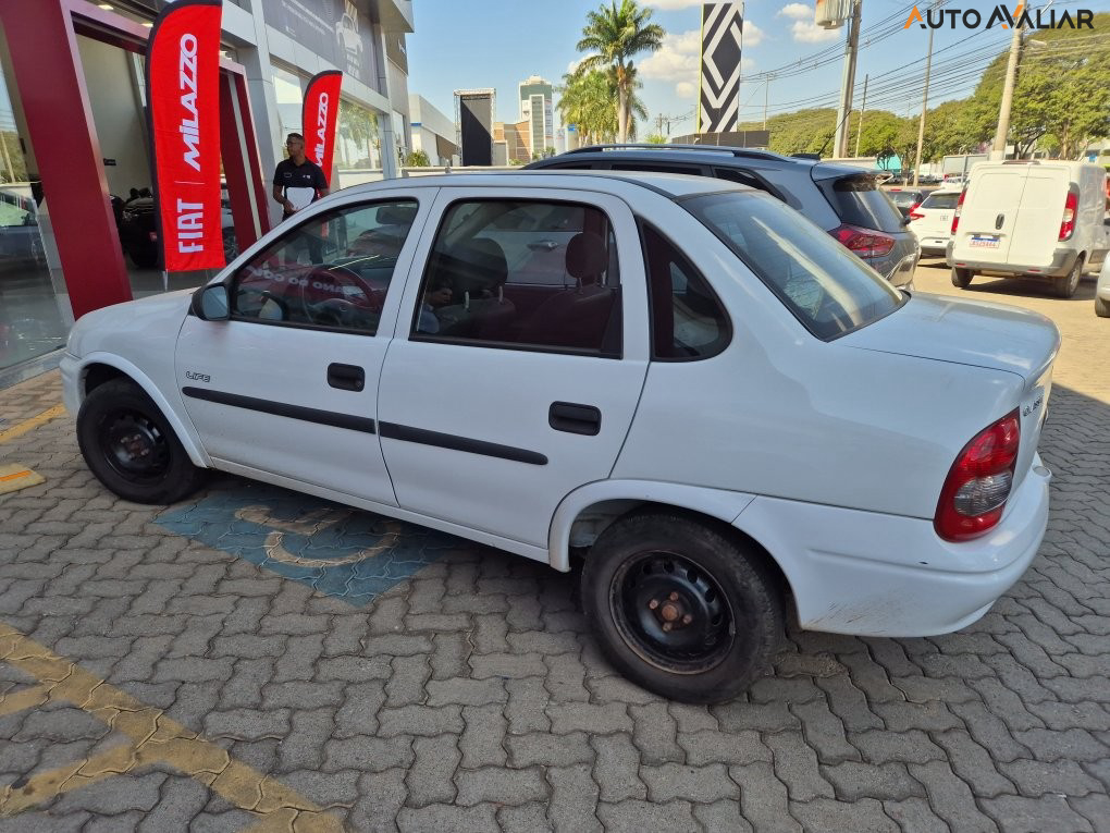 CHEVROLET CLASSIC 1.0 MPFI LIFE 8V FLEX 4P MANUAL