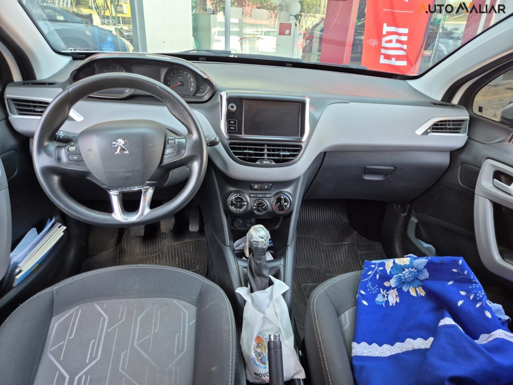 PEUGEOT 208 1.2 ACTIVE 12V FLEX 4P MANUAL