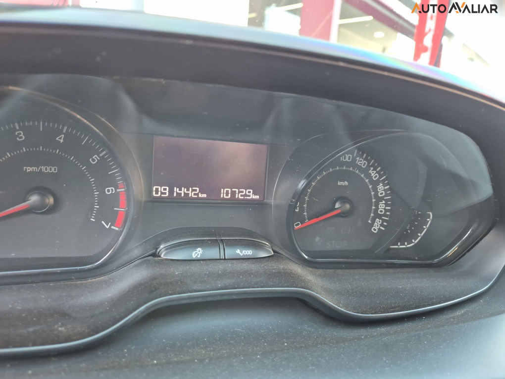 PEUGEOT 208 1.2 ACTIVE 12V FLEX 4P MANUAL