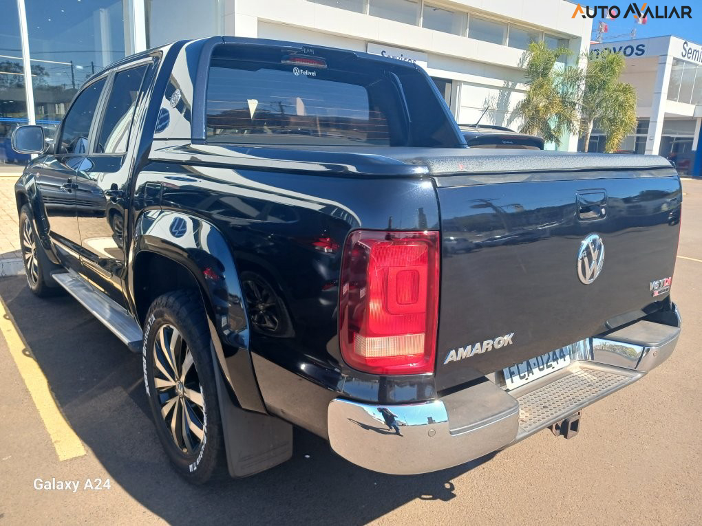 VOLKSWAGEN AMAROK 3.0 V6 TDI HIGHLINE CD DIESEL 4MOTION AUTOMATICO