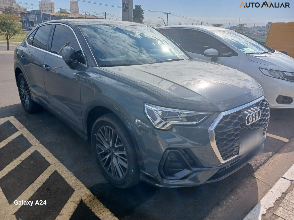 AUDI Q3 2.0 40 TFSI GASOLINA PERFORMANCE QUATTRO TIPTRONIC