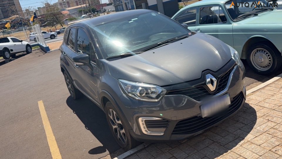 RENAULT CAPTUR 1.6 16V SCE FLEX LIFE X-TRONIC