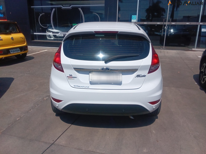 FORD FIESTA 1.6 TITANIUM HATCH 16V FLEX 4P POWERSHIFT
