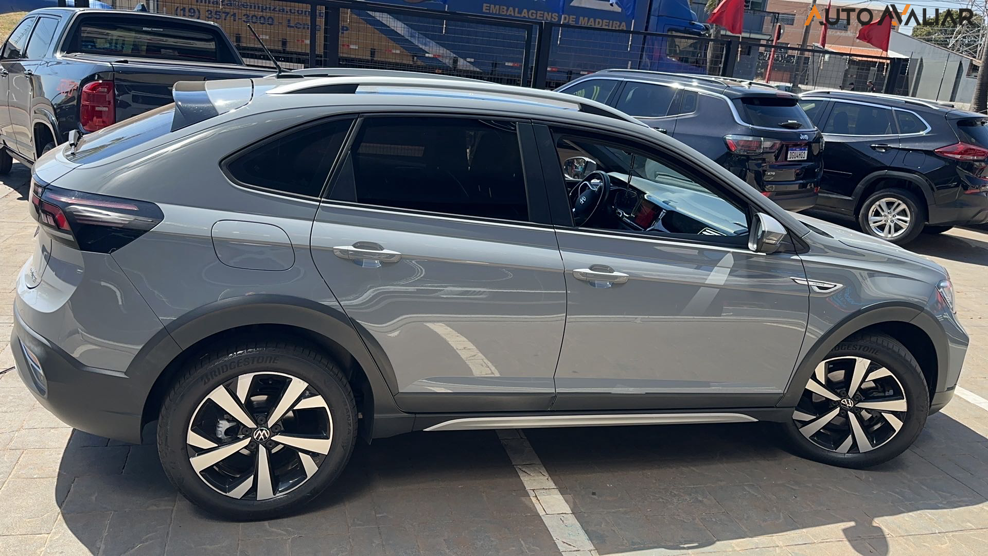 VOLKSWAGEN NIVUS 1.0 200 TSI TOTAL FLEX HIGHLINE AUTOMÁTICO