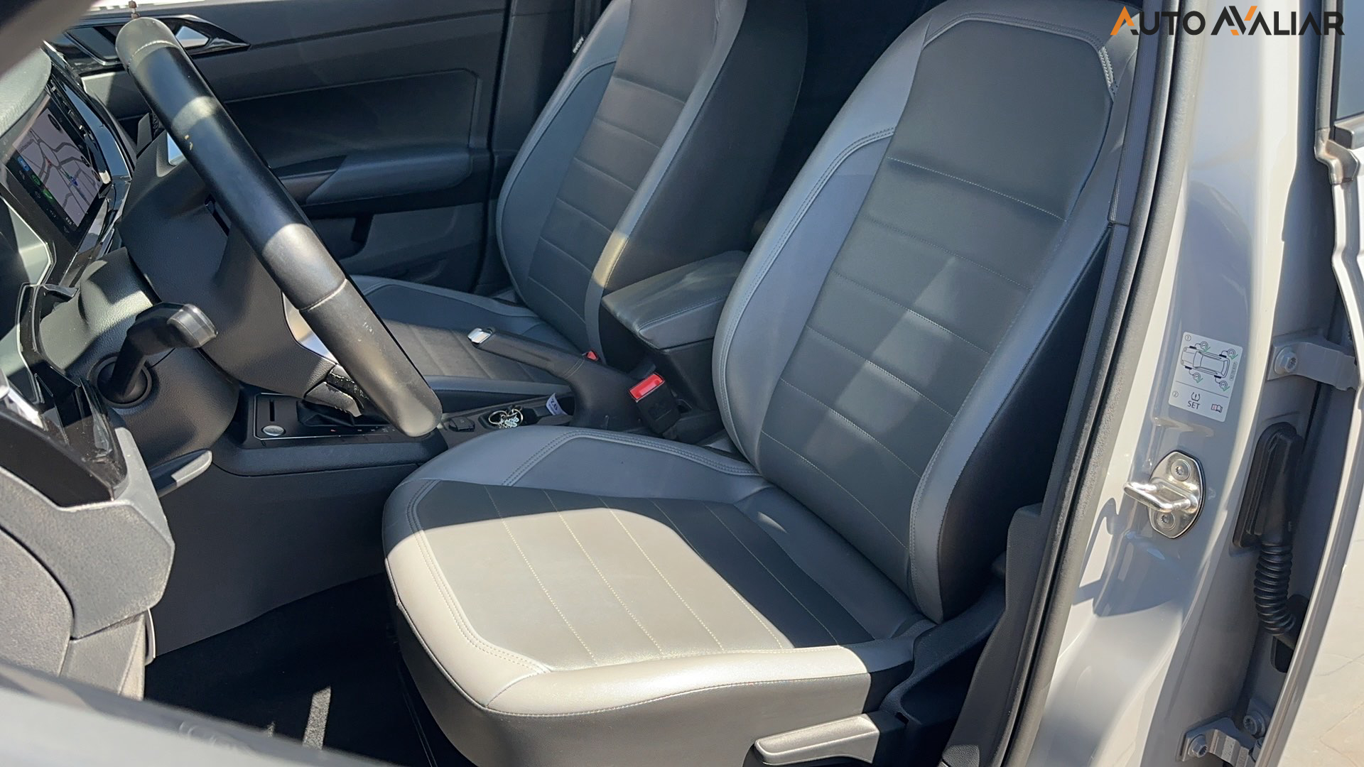 VOLKSWAGEN NIVUS 1.0 200 TSI TOTAL FLEX HIGHLINE AUTOMÁTICO