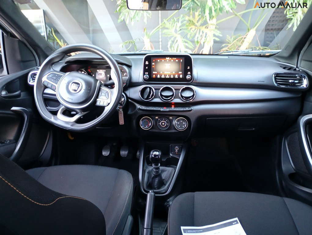 FIAT ARGO 1.3 FIREFLY FLEX TREKKING MANUAL