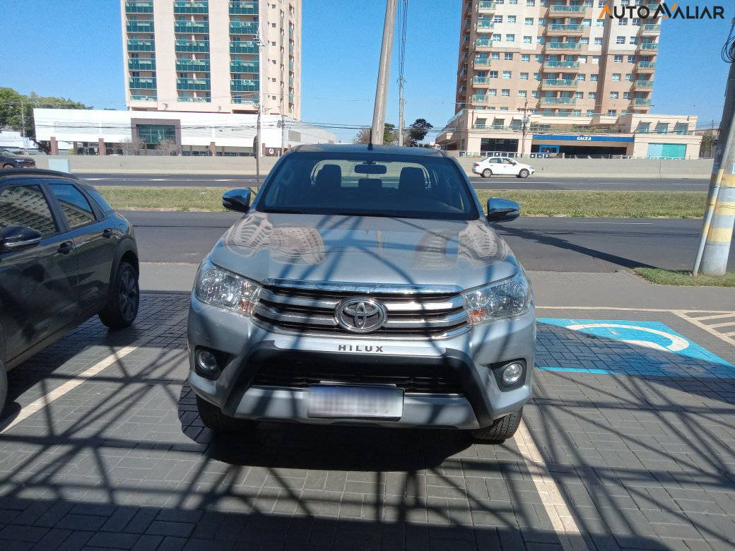 TOYOTA HILUX 2.7 SRV 4X2 CD 16V FLEX 4P AUTOMATICO