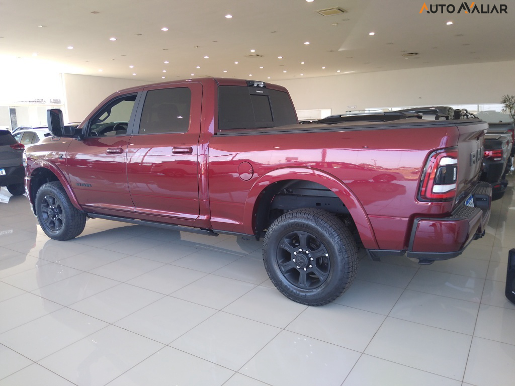 DODGE RAM 6.7 2500 LARAMIE 4X4 CD I6 TURBO DIESEL 4P AUTOMÁTICO