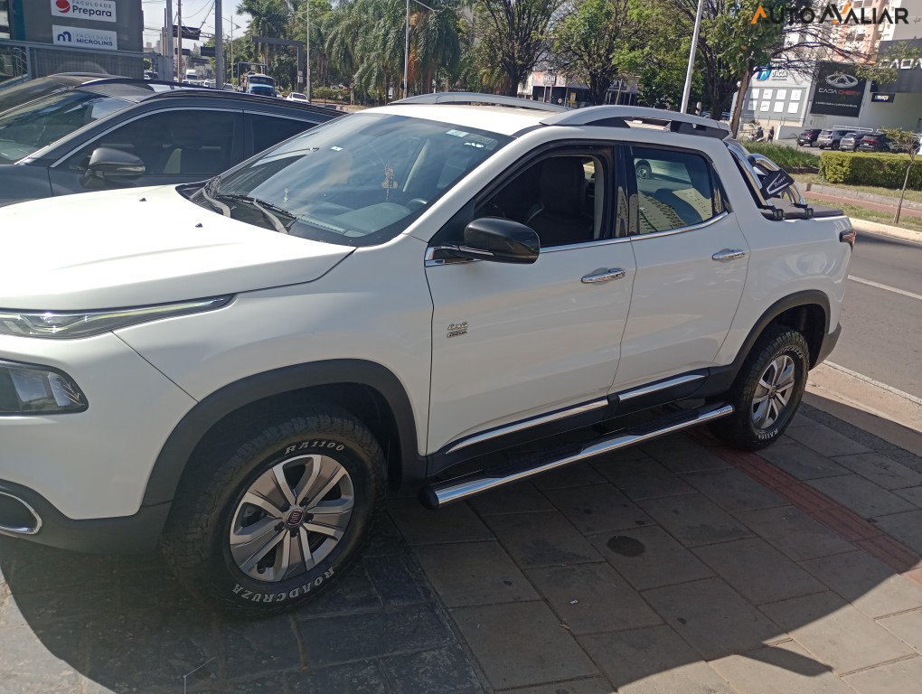 FIAT TORO 2.0 16V TURBO DIESEL VOLCANO 4WD AT9
