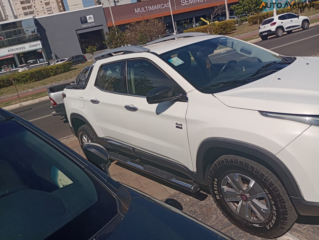 FIAT TORO 2.0 16V TURBO DIESEL VOLCANO 4WD AT9