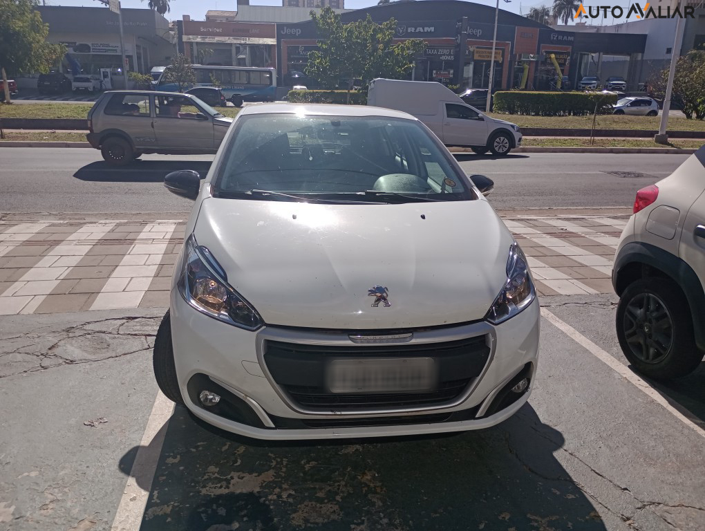PEUGEOT 208 1.5 INCONCERT 16V FLEX 4P AUTOMATICO