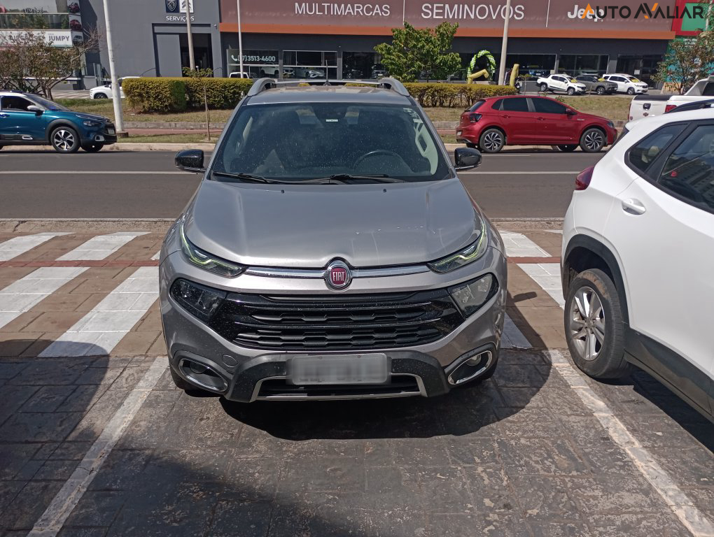 FIAT TORO 2.0 16V TURBO DIESEL VOLCANO 4WD AT9