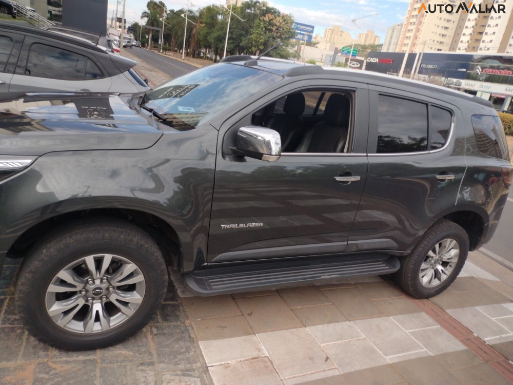 CHEVROLET TRAILBLAZER 2.8 LTZ 4X4 16V TURBO DIESEL 4P AUTOMATICO