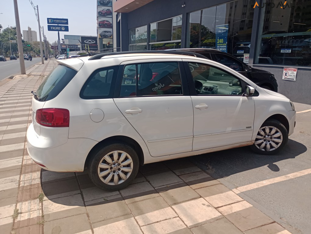 VOLKSWAGEN SPACEFOX 1.6 MI TREND 8V FLEX 4P MANUAL