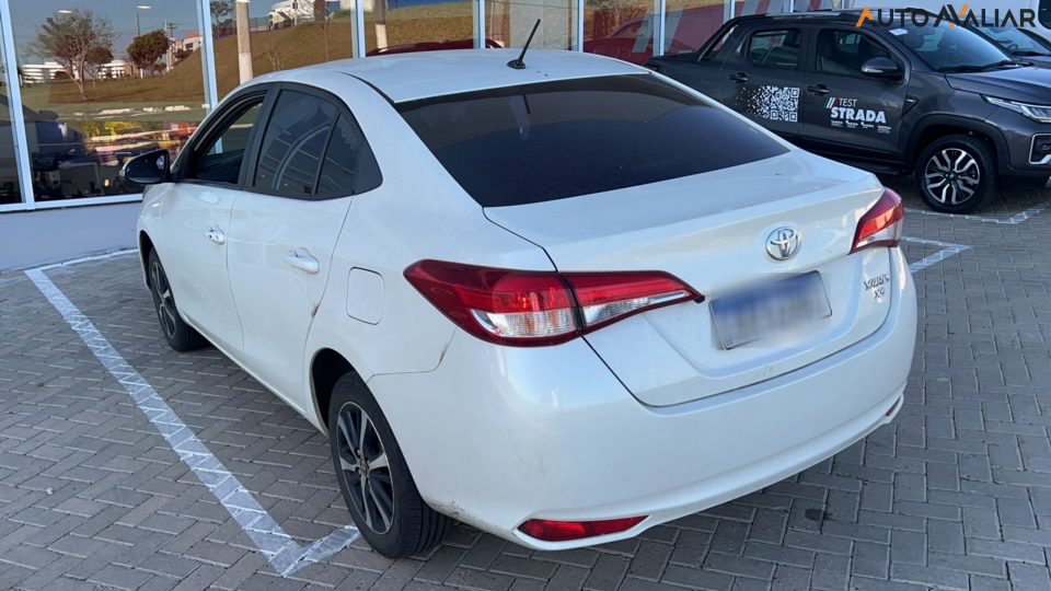 TOYOTA YARIS 1.5 16V FLEX SEDAN XS CONNECT MULTIDRIVE