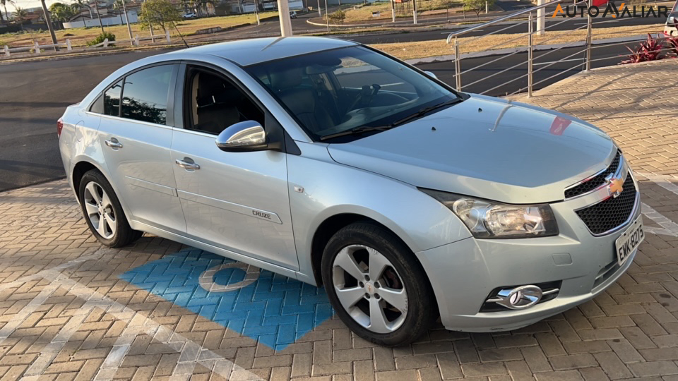 CHEVROLET CRUZE 1.8 LT 16V FLEX 4P AUTOMATICO