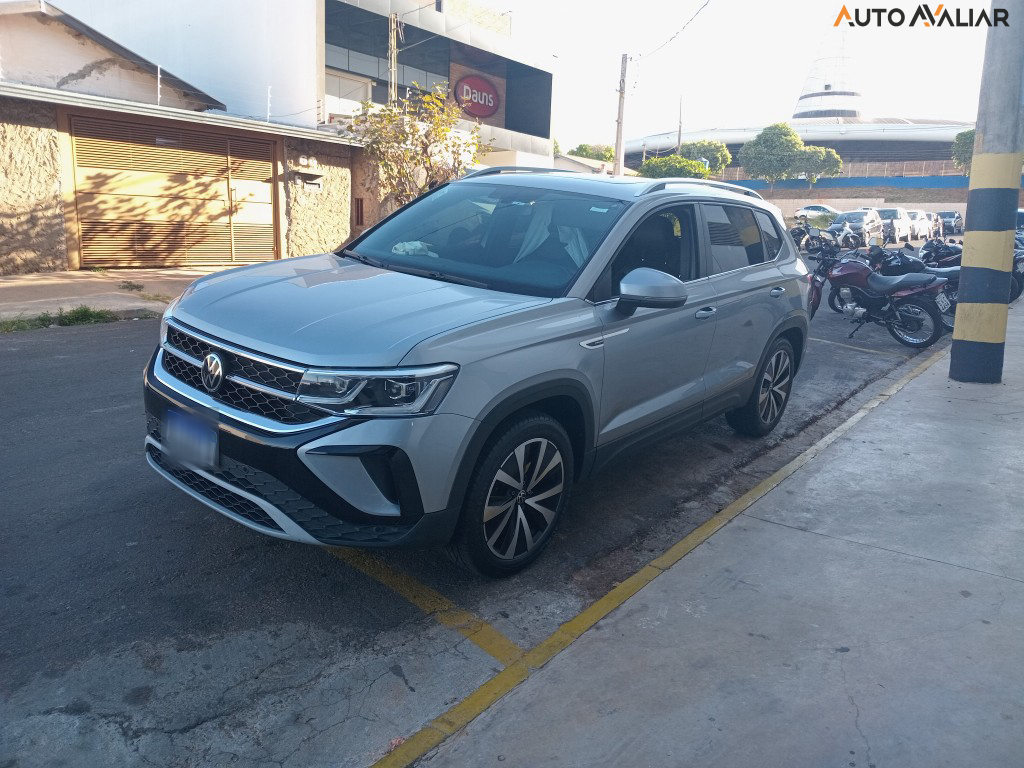 VOLKSWAGEN TAOS 1.4 250 TSI TOTAL FLEX HIGHLINE AUTOMÁTICO