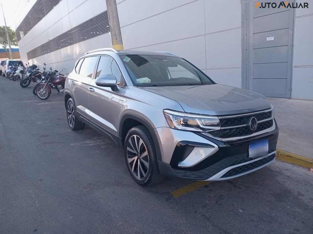 VOLKSWAGEN TAOS 1.4 250 TSI TOTAL FLEX HIGHLINE AUTOMÁTICO