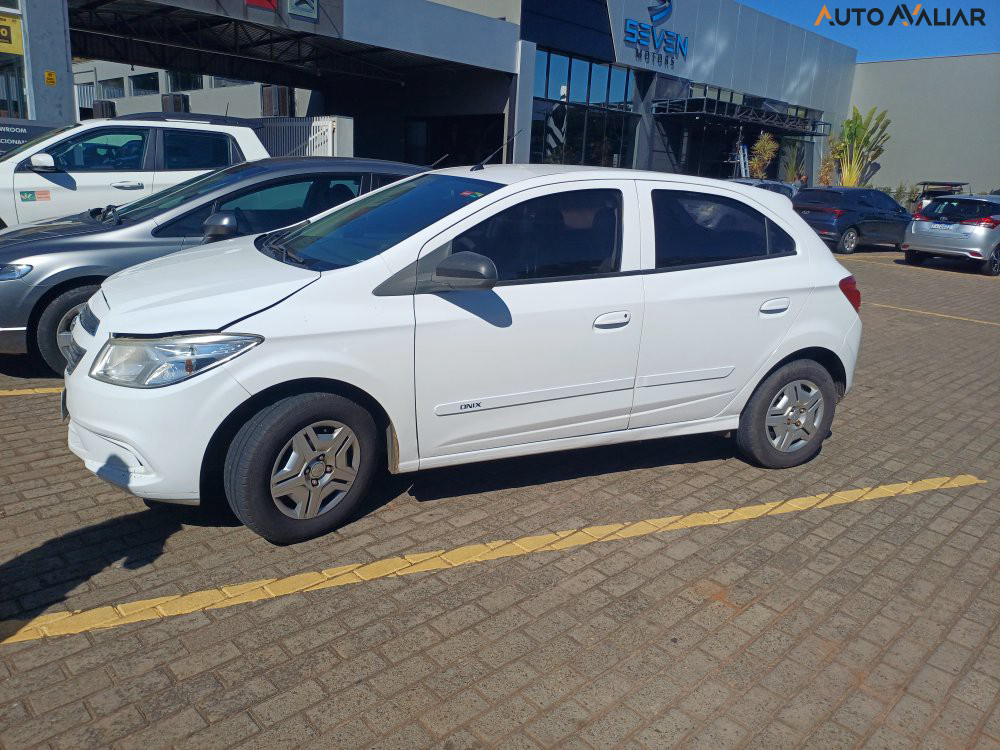 CHEVROLET ONIX 1.0 MPFI LT 8V FLEX 4P MANUAL