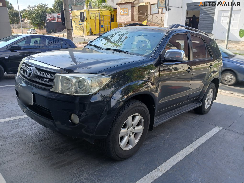 TOYOTA HILUX SW4 4.0 SRV 4X4 V6 24V GASOLINA 4P AUTOMATICO