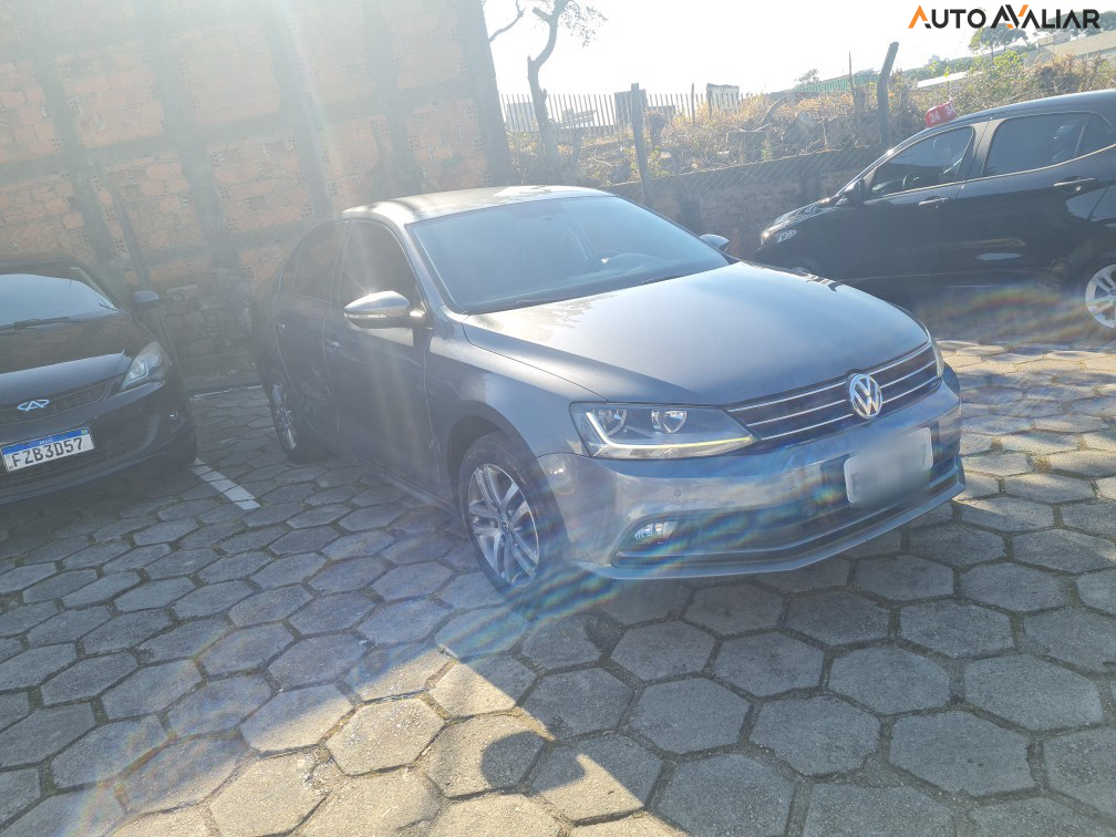VOLKSWAGEN JETTA 1.4 16V TSI COMFORTLINE GASOLINA 4P TIPTRONIC