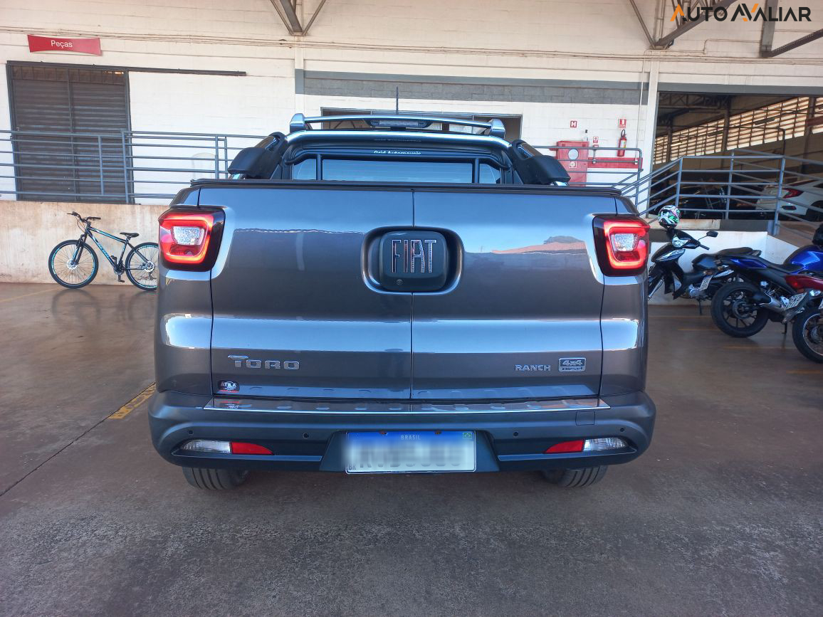 FIAT TORO 2.0 16V TURBO DIESEL RANCH 4WD AT9